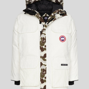 캐나다 구스 X 베이프 White Expedition