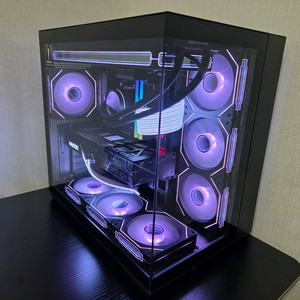 라이젠7 7800X3D RTX5070TI 본체 급처분