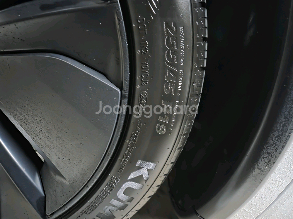 금호 마제스티9 255 45 R19 타이어 판매합니다--1