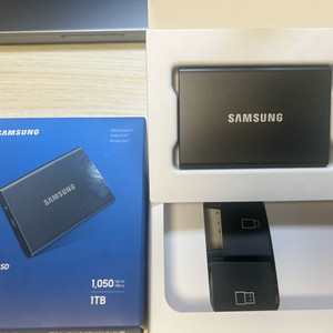 삼성 포터블 SSD T7 1TB 판매합니다