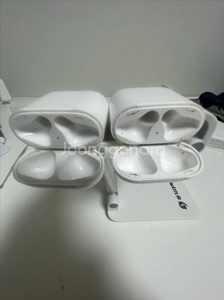 에어팟2세대 2개--1
