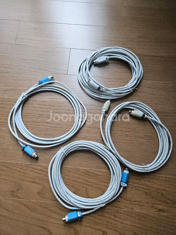 Atem KVM 스위치(CS-62S) & 케이블 팝니--1