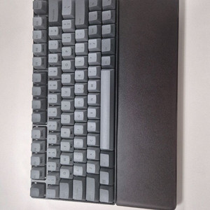 리얼포스 rc1