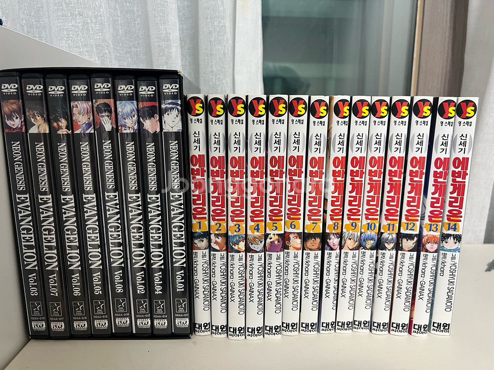 에반게리온 DVD+만화책 세트--0