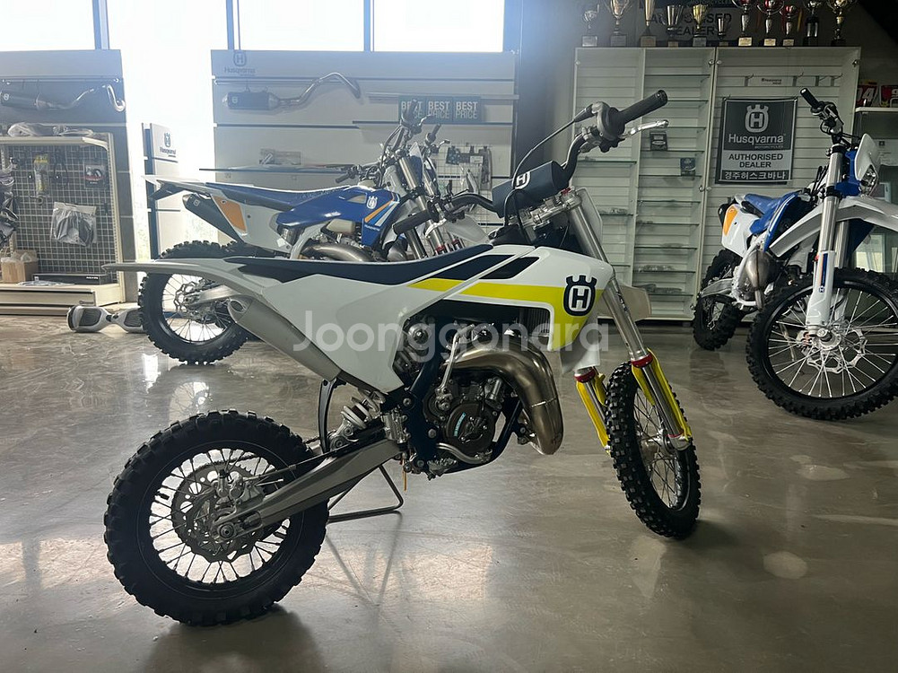 허스크바나 22년식 tc65 팝니다.--0