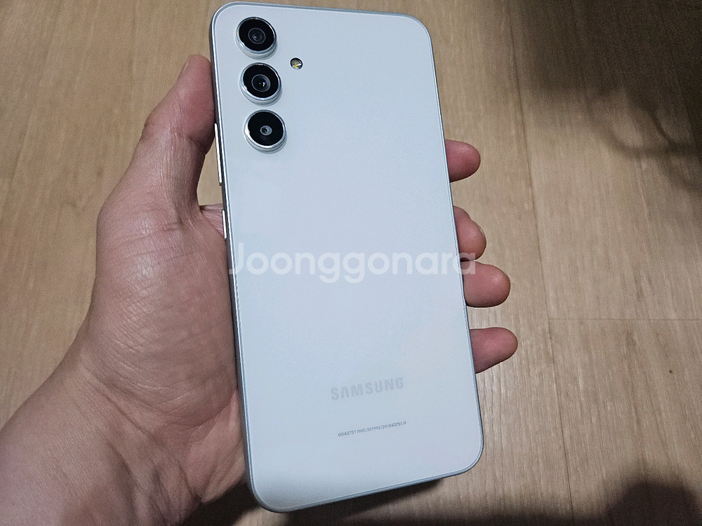 갤럭시퀀텀4 무잔상 128GB 단품 2대 판매--1