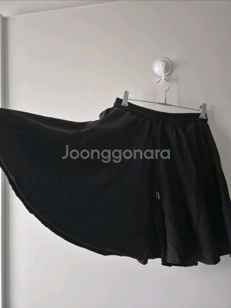 블랙 와이드 치마바지 새상품--1