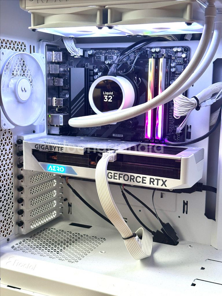 지포스 4060 Ti 수랭쿨러 고사양 컴퓨터 본체--0
