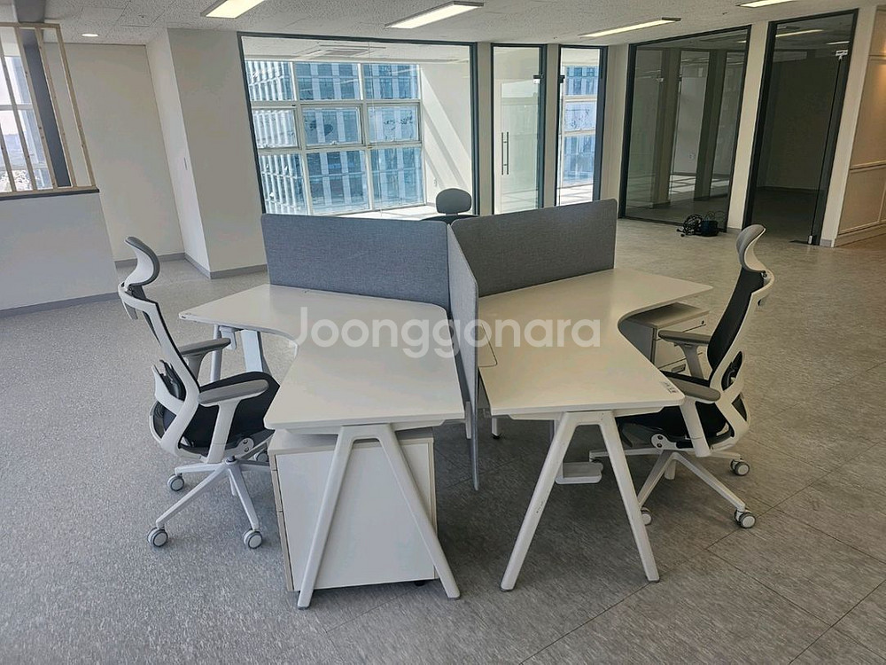 사무실 가구 퍼시스 책상 파티션 칸막이 중역가구 의자--7