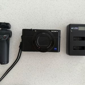 소니rx100m4 카메라 팝니다