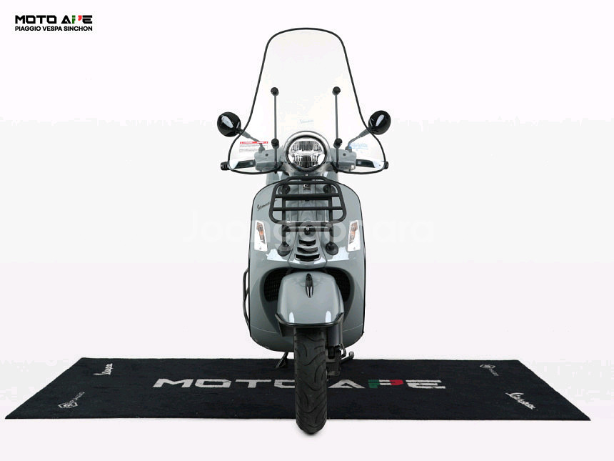 베스파 GTS300슈퍼테크21년식--2