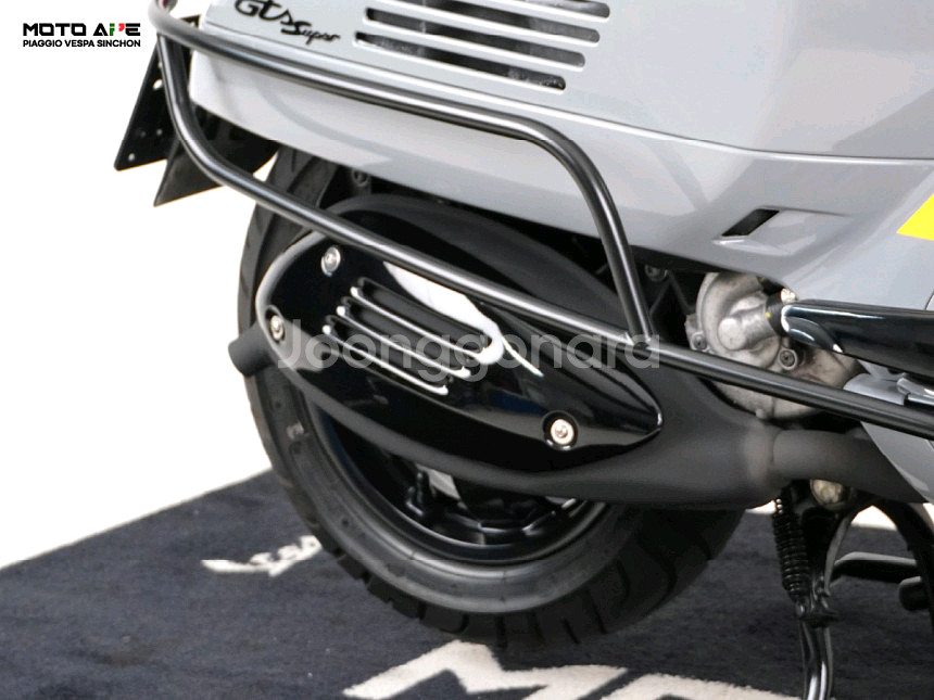 베스파 GTS300슈퍼테크21년식--5