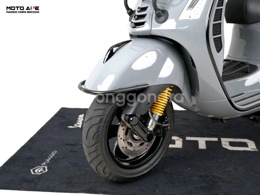 베스파 GTS300슈퍼테크21년식--3