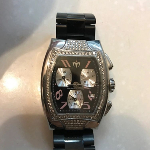 테크노마린 다이아 124 시계