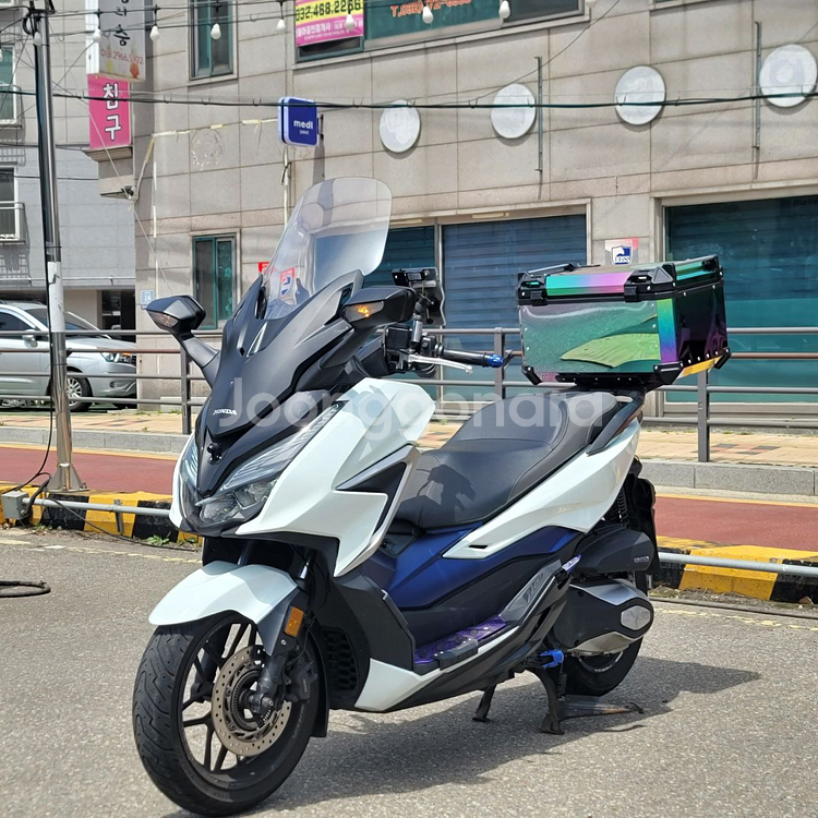 구변o 22년식 흰파 포르자350 판매합니다--1