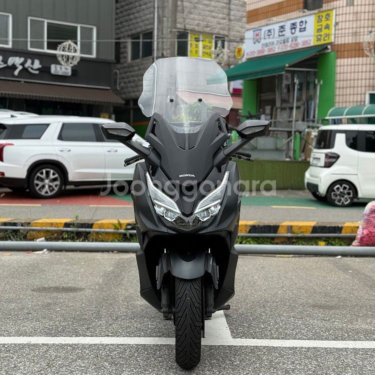 22년식 포르자350 6.3만km 깔끔한차량 판매합니다--2