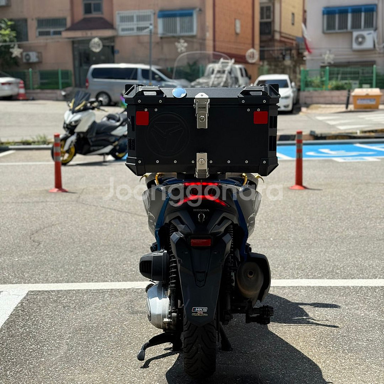 22년식 포르자350 배달셋팅 깔끔한차량 판매합니다--6