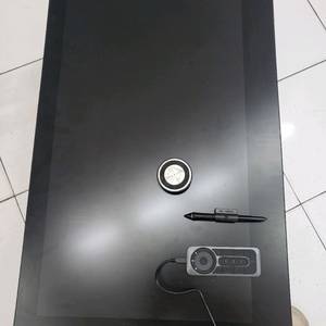 와콤 신티크 프로32 DTH-3220 + 에르고스탠드
