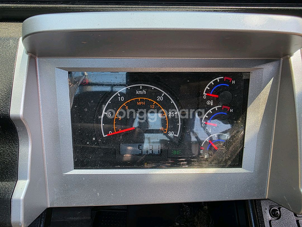 두산지게차 D30S-7 디젤 3톤 3단마스트 중고지게차--7