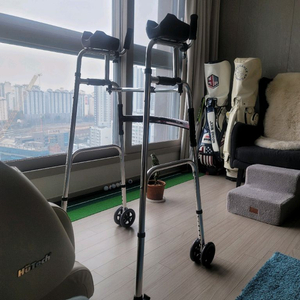 하이워커 보행차 팔걸이 접이식 어르신보행차
