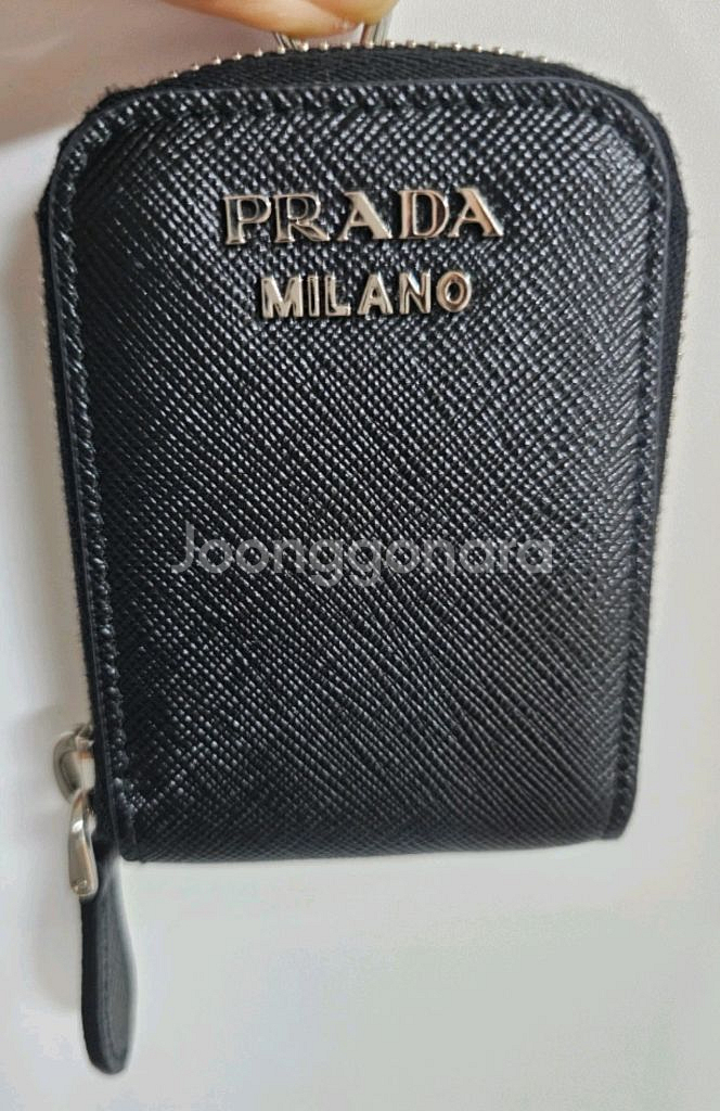 프라다 사피아노엔벨로프 크로스백 팝니다.--6