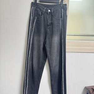 블랙 옆줄 데님 팬츠 (s)