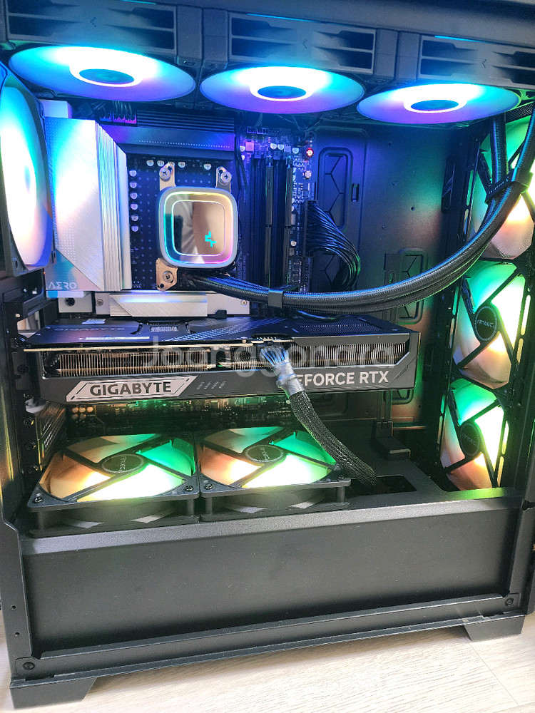 급처 7800X3D RTX5080 64G 고사양 컴퓨터--2
