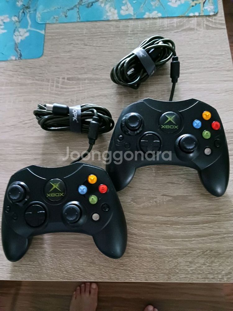 정품 XBOX 코트롤러 2개 처분--0
