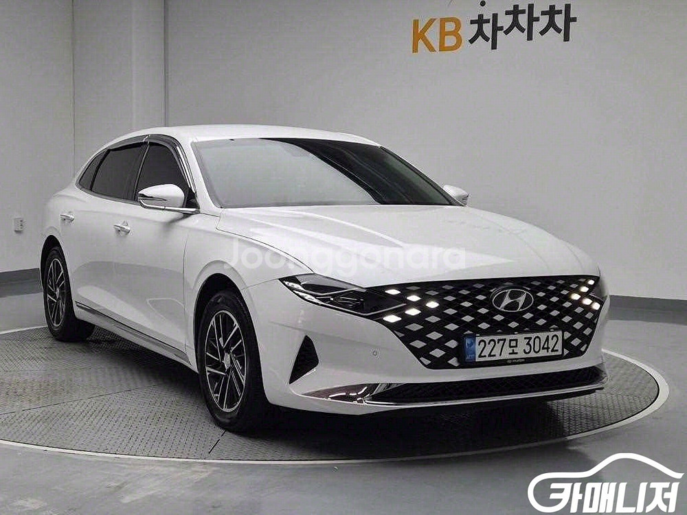 [현대]더 뉴 그랜저 IG LPI 3.0 모범형(택시형--3