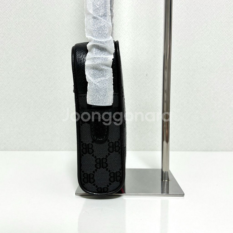 구찌 x 발렌시아가 해커 메신저백--5