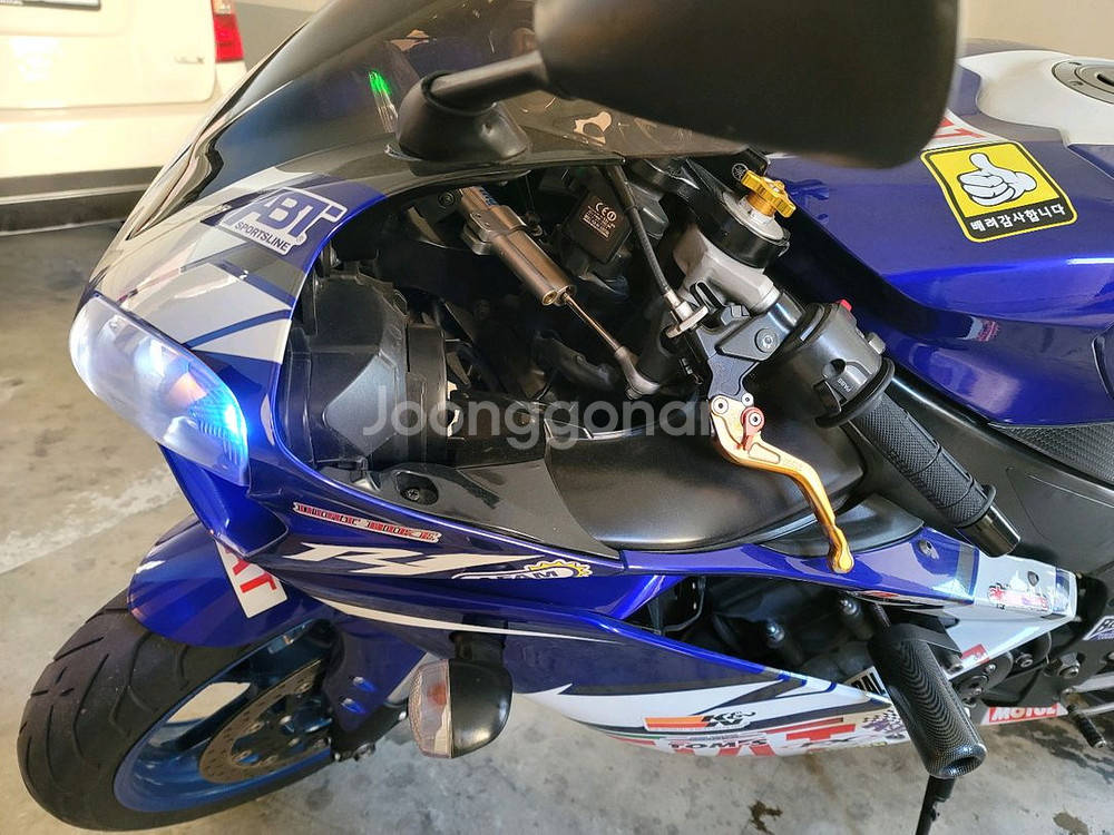 야마하R1오토바이팝니다--1