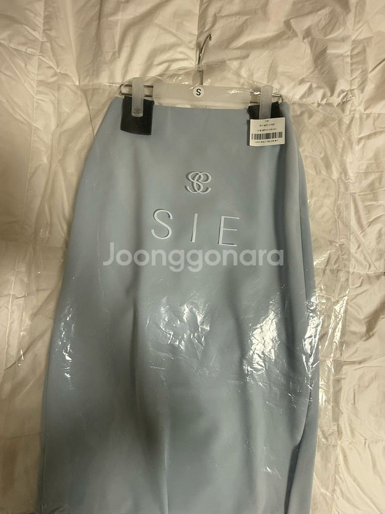 시에 sie 모나 슬릿 스커트 스탠다드 s 새상품--1