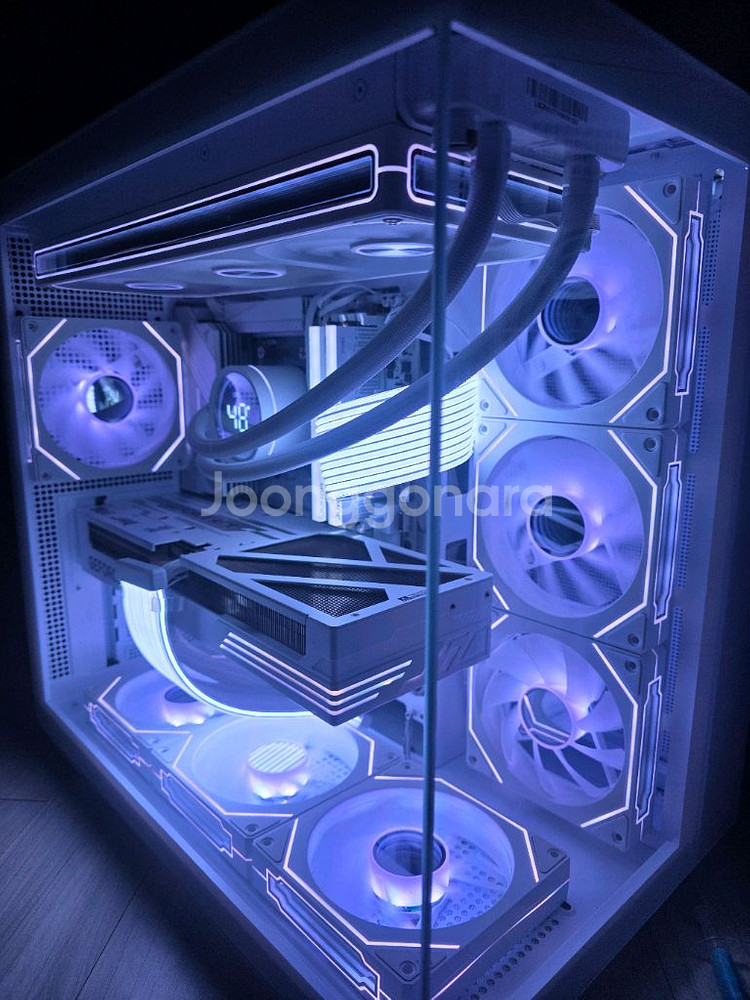 9800X3D RTX5080 신품급매--1