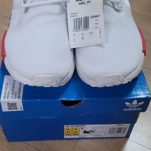 정품] 아디다스 NMD R1 화이트 260