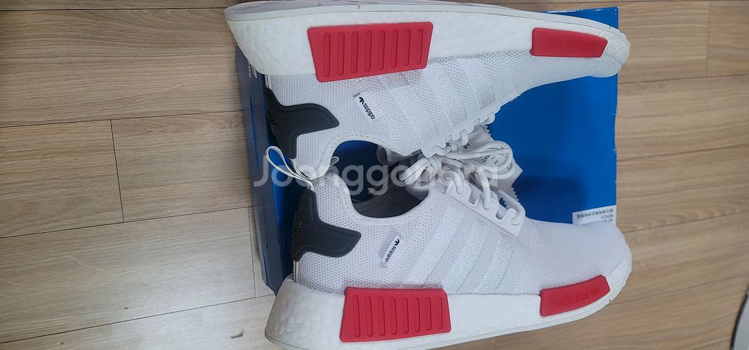 정품] 아디다스 NMD R1 화이트 260--8