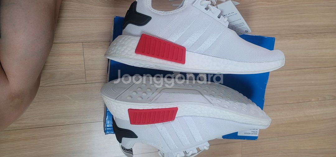 정품] 아디다스 NMD R1 화이트 260--7