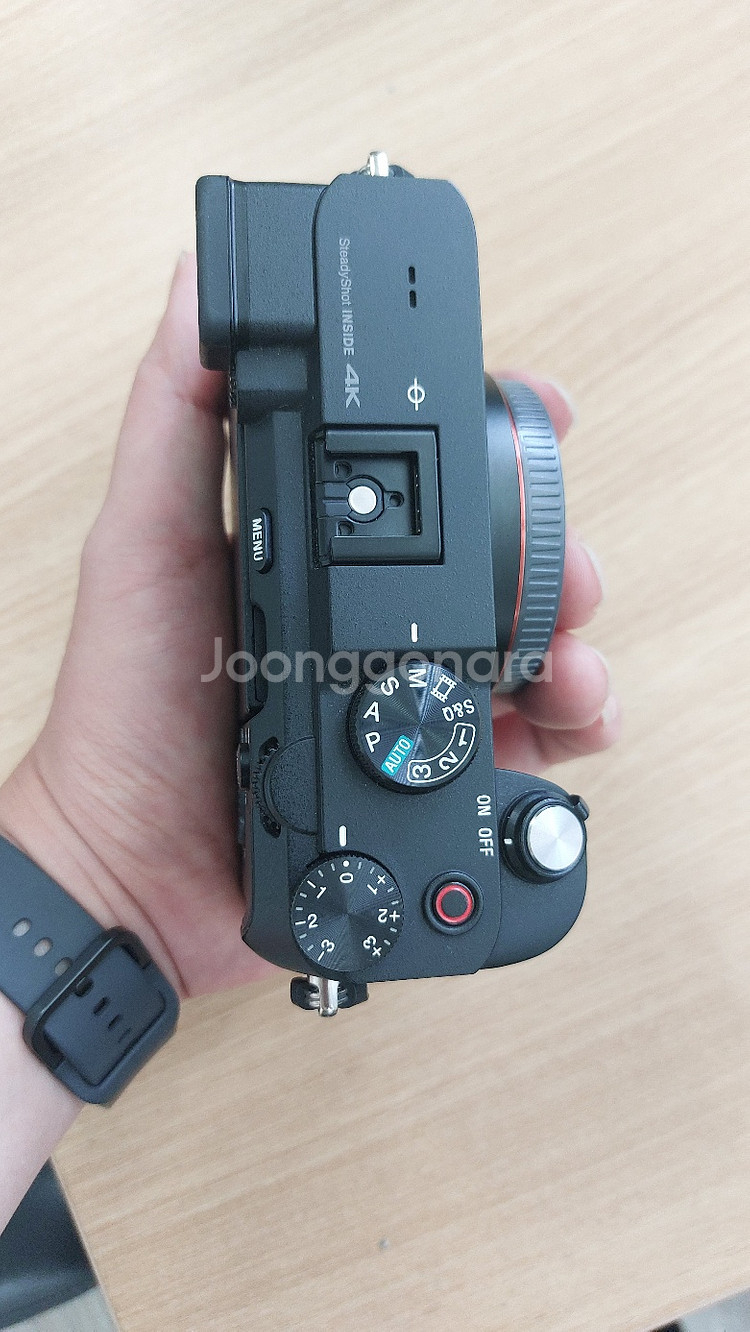 소니 A7c + 24-105 F4 OSS 렌즈 판매합니--1