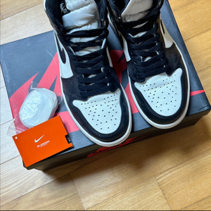 조던1 레트로 하이 OG 블랙모카 250