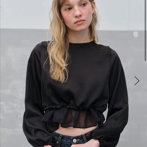 (택달린 새상품) 릴리코츠 시몬 블라우스 (블랙)