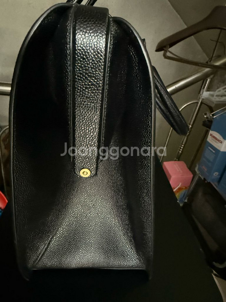 톰브라운 남성 토트백 팝니다--2