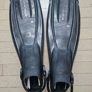 마레스 꽈뜨로 플러스 다이빙 핀 XL 오리발 배송비포함