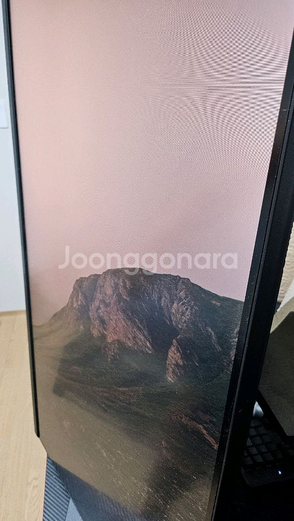 크로스오버 32인치 모니터--1