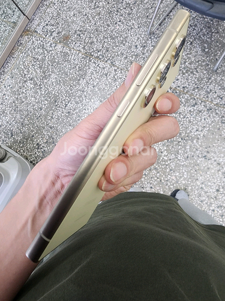 갤럭시S24울트라 특SSS급(선물용.실사용7개월!!)--5