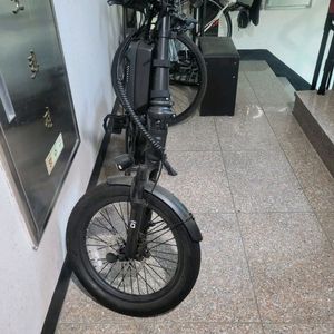 퀄리 eq max