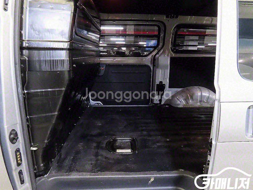 [현대]더 뉴 그랜드 스타렉스 2WD 밴 3인승 스마트--6