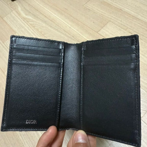 디올 오블리크 오거나이저 지갑