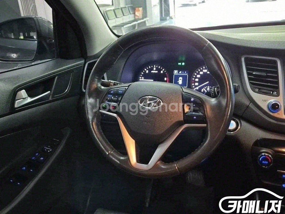 [현대]올뉴투싼 디젤 1.7 2WD 모던 (5인승) #--8