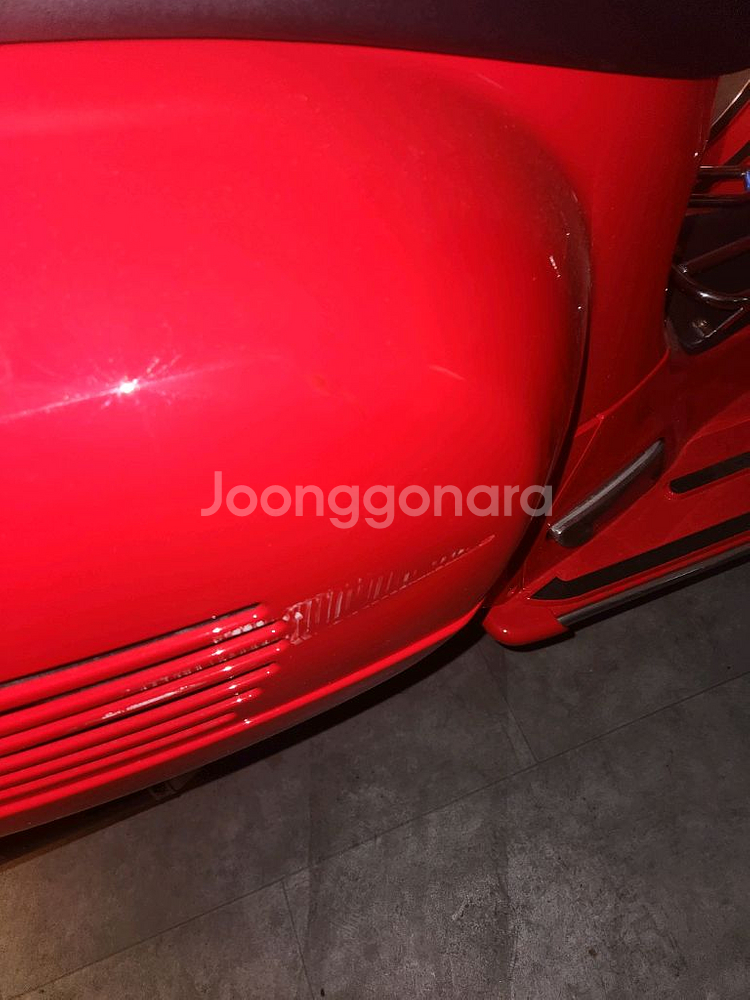 베스파 GTS125 슈퍼 스쿠터 판매합니다--0