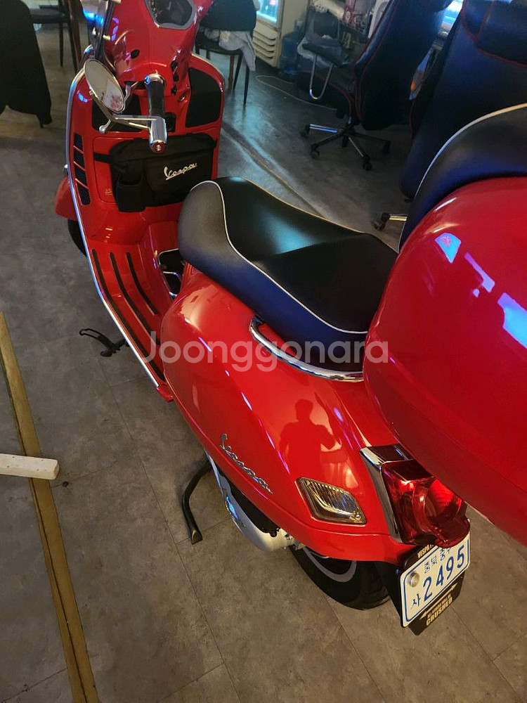 베스파 GTS125 슈퍼 스쿠터 판매합니다--4