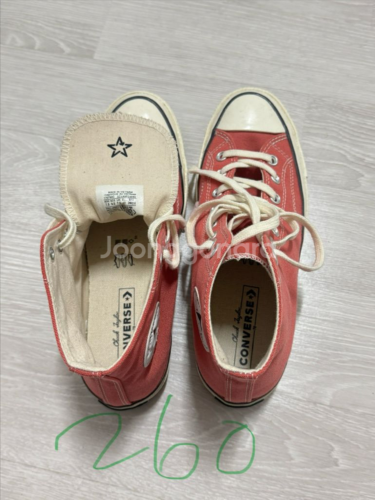 컨버스 하이 척70 핑크 레드 260 실착 1회--1